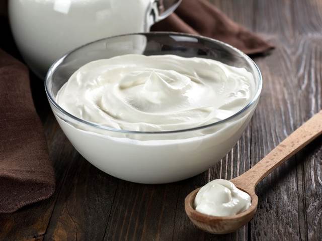 Bílé jogurty vhodné pro fitness výživu