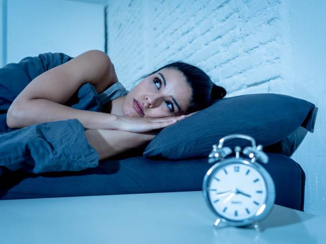 Vlivem nedostatečného spánku mozek viditelně stárne
